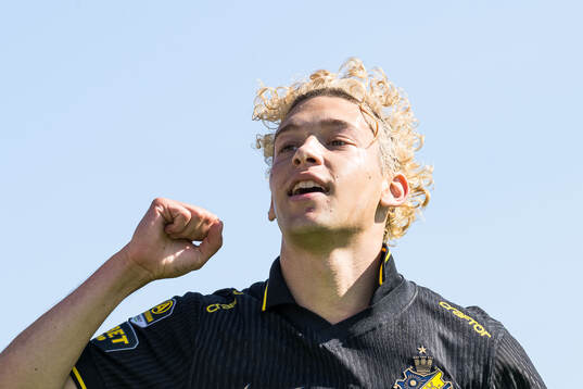 AIKs Victor Goncalves Andersson jublar