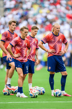 Sander Berge, Martin Ødegaard, David Møller Wolfe and
