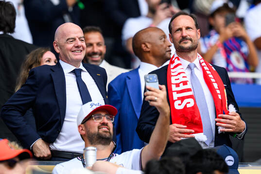 FIFA President Gianni Infantino and Crown Prince Haakon of