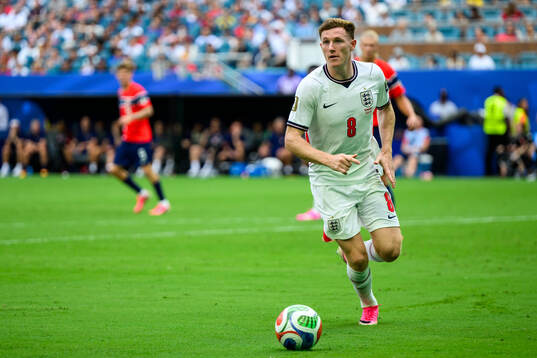 Elliot Anderson of England