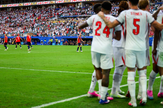 Players of Norway look dejected