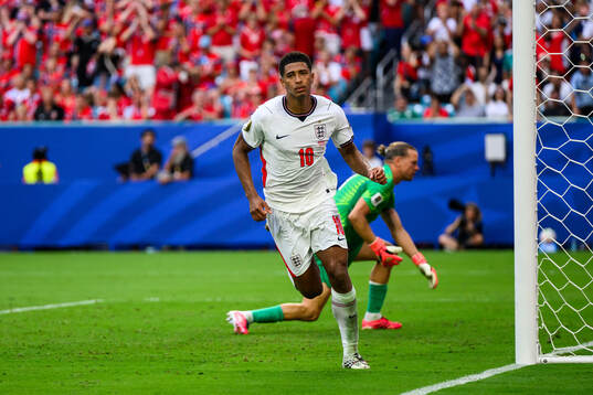 Jude Bellingham of England celebrates
