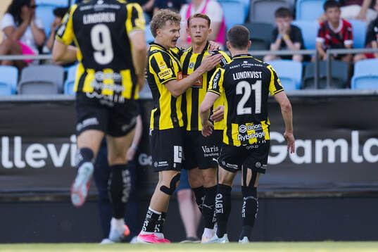 Häckens Julius Lindberg jublar