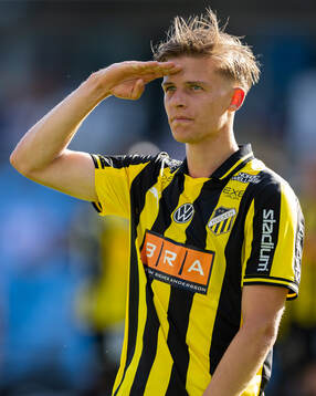 Häckens Adrian Svanbäck jublar