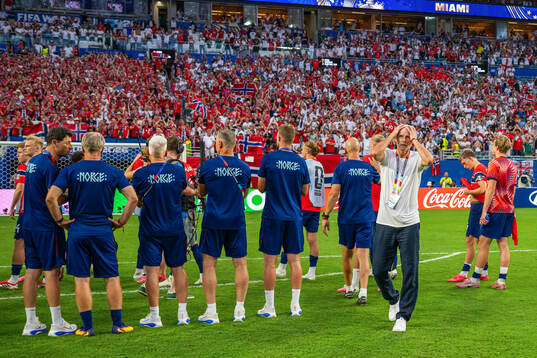 Head coach Ståle Solbakken of Norway looks dejected