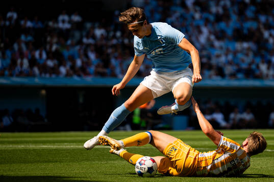 Bläddra bland fler bilder av Fotboll, Allsvenskan, Malmö FF - IFK Göteborg