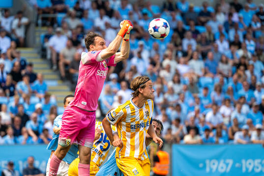 IFK Göteborgs målvakt Elis Bishesari