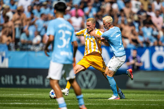 Malmö FFs Otto Rosengren och IFK Göteborgs Adam Bergmark
