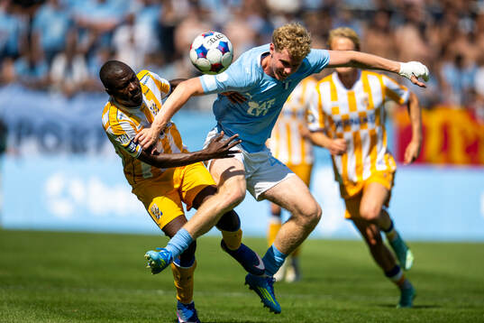 Malmö FFs Malte Frejd Pålsson och IFK Göteborgs Saidou