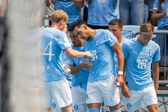 Malmö FFs Andrej Djuric jublar