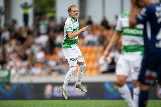 Västerås Marcus Baggesen jublar