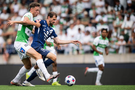 Västerås Mikkel Ladefoged och Degerfors Sebastian Ohlsson