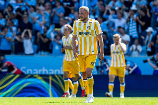 IFK Göteborgs Adam Bergmark Wiberg deppar