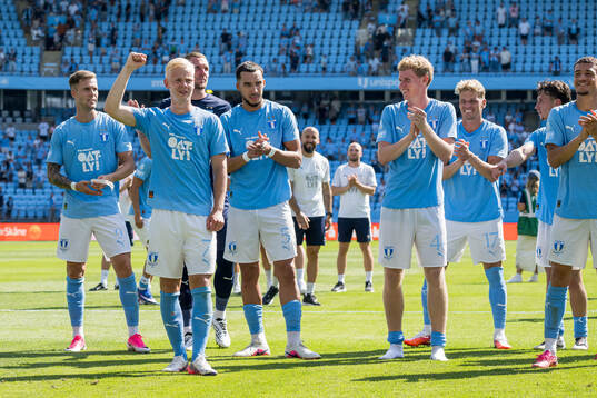 Malmö FFs spelare jublar