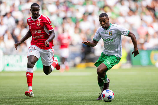 Kalmars Aboubacar Keita och Hammarbys Paulos Abraham