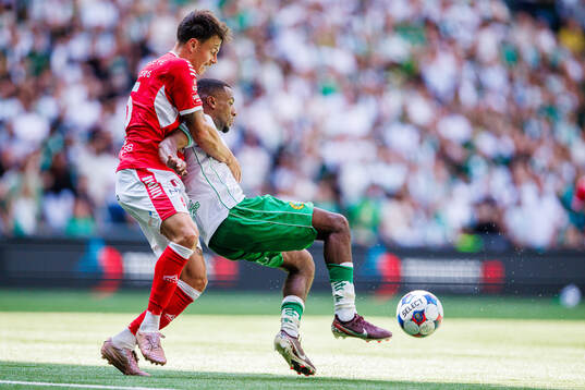 Kalmars Melker Hallberg och Hammarbys Paulos Abraham