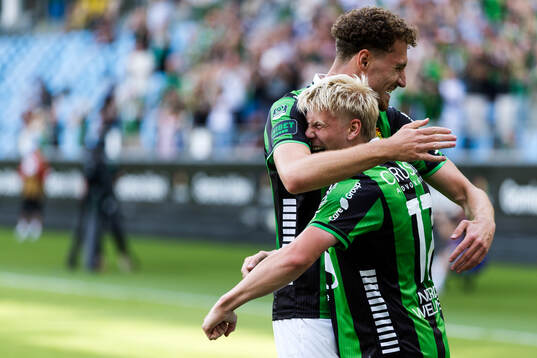 GAIS Robert Frosti Thorkelsson och Anes Cardaklija jublar