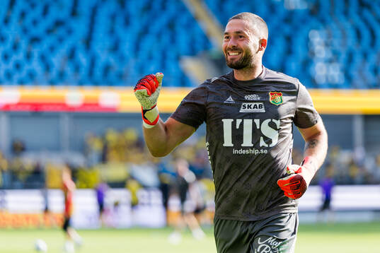 GAIS målvakt Mergim Krasniqi jublar