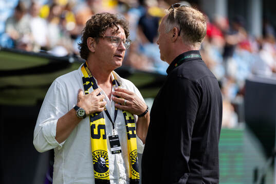 Elfsborgs klubbchef Stefan Andreasson och GAIS tekniske