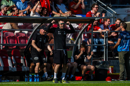Head coach Eirik Horneland of Brann celebrates at the final