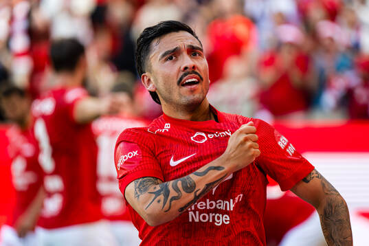 Niklas Castro of Brann celebrates