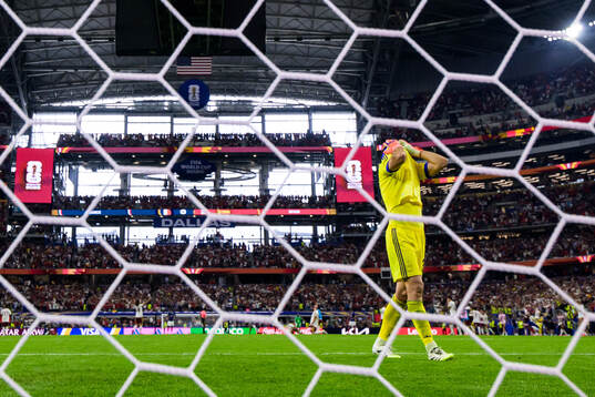 Goalkeeper Unai Simon of Spain