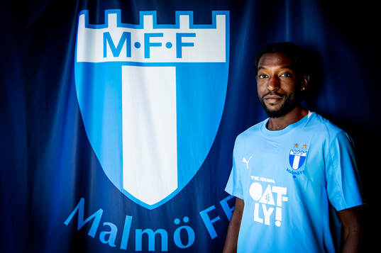 Malmö FF presenterar Warren Kamanzi som ny spelare
