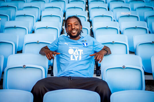 Bläddra bland fler bilder av Fotboll, Allsvenskan, Malmö FF, Warren Kamanzi