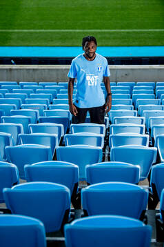 Malmö FF presenterar Warren Kamanzi som ny spelare