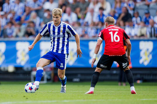 IFK Göteborgs David Kruse och Brommapojkarnas Simon Strand