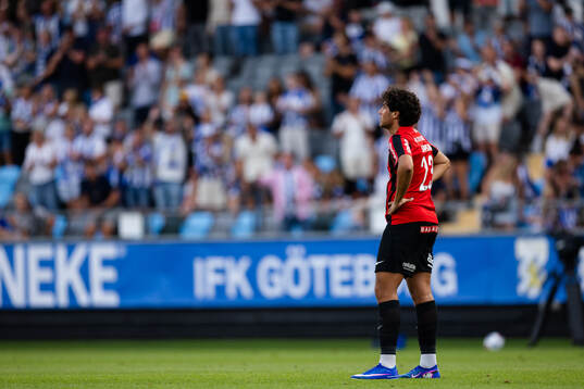 Brommapojkarnas Jordan Simpson deppar