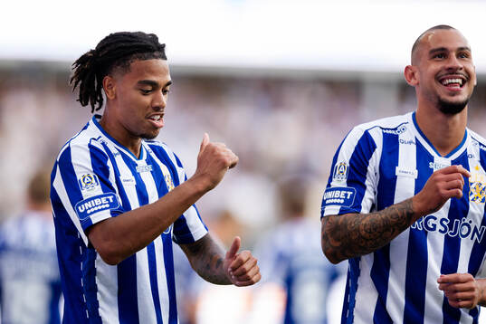 IFK Göteborgs Sebastian Clemmensen och Tiago Coimbra jublar
