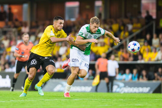 Mjällbys Ali Youssef och Västerås Herman Magnusson