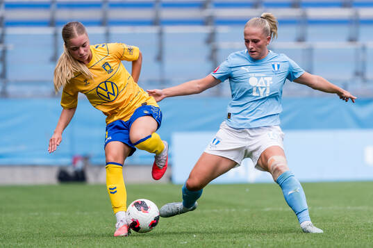 Brøndbys Evelina Thygesen och Malmö FFs Tuva Skoog