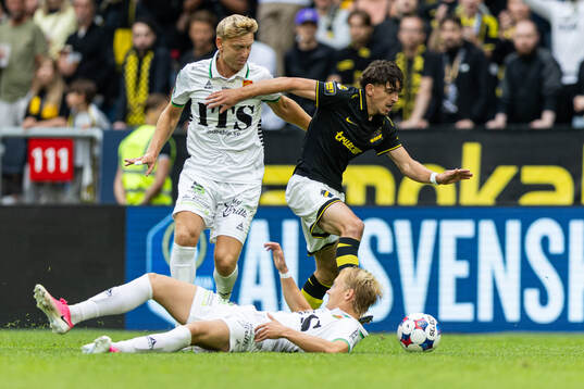 AIKs Taha Ayari och GAIS Henry Sletsjøe