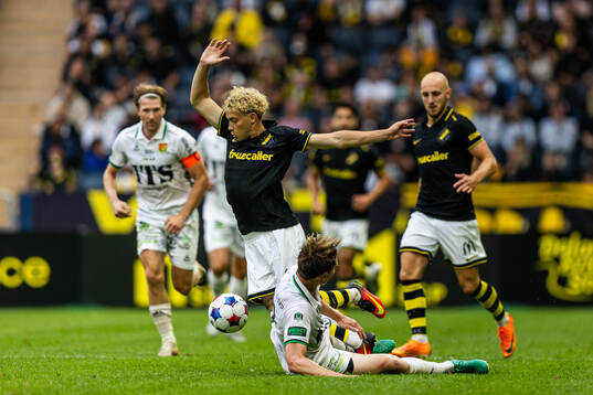AIKs Victor Goncalves Andersson och GAIS August Wängberg