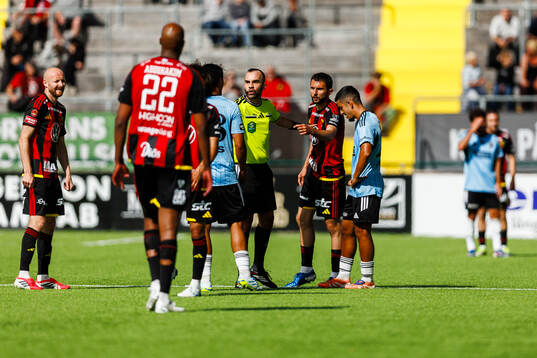 Östersunds Amar Begic reagerar