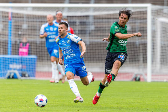 Oddevolds Oscar Iglicar Berntsson och Varbergs Isak