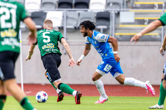 Oddevolds Leonardo Farah Shahin och Varbergs Emil Hellman