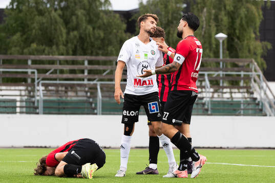 Nordic Uniteds Theodor Johansson ligger ner och Örebros