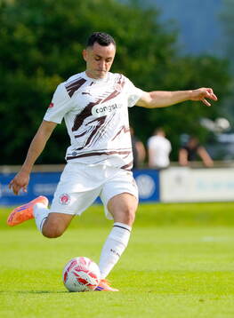 Manolis Saliakas (St. Pauli)
