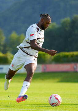 Ricky-Jade Jones (St. Pauli)