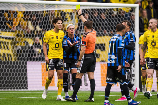 Sirius Robbie Ure samt Elfsborgs Rasmus Wikström som