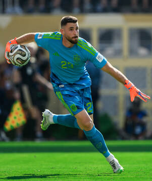 goalkeeper Unai Simon of Spain