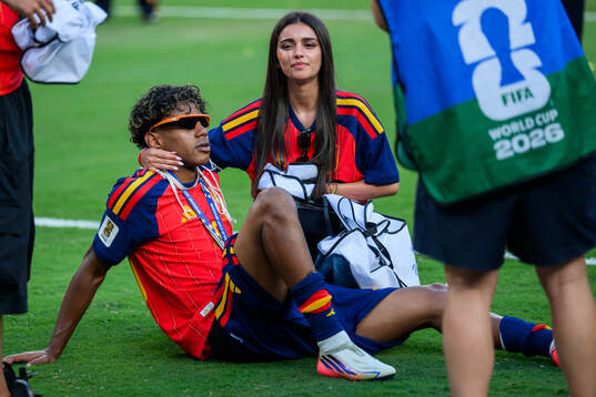 Lamine Yamal of Spain with his girlfriend Ines Garcia Santos