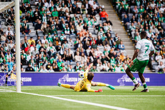 Hammarbys Paulos Abraham gör 1-0