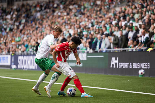 Hammarbys Frederik Winther och Degerfors Elias Barsoum
