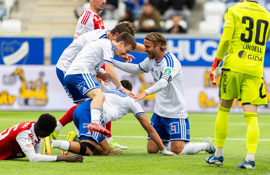 IFK Norrköpings Ryan Nelson och Christoffer Nyman jublar