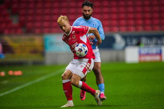 Kalmars Victor Larsson och Malmö FFs Sead Haksabanovic