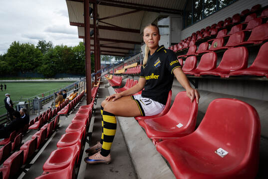 s nyförvärv Fanny Ahlin